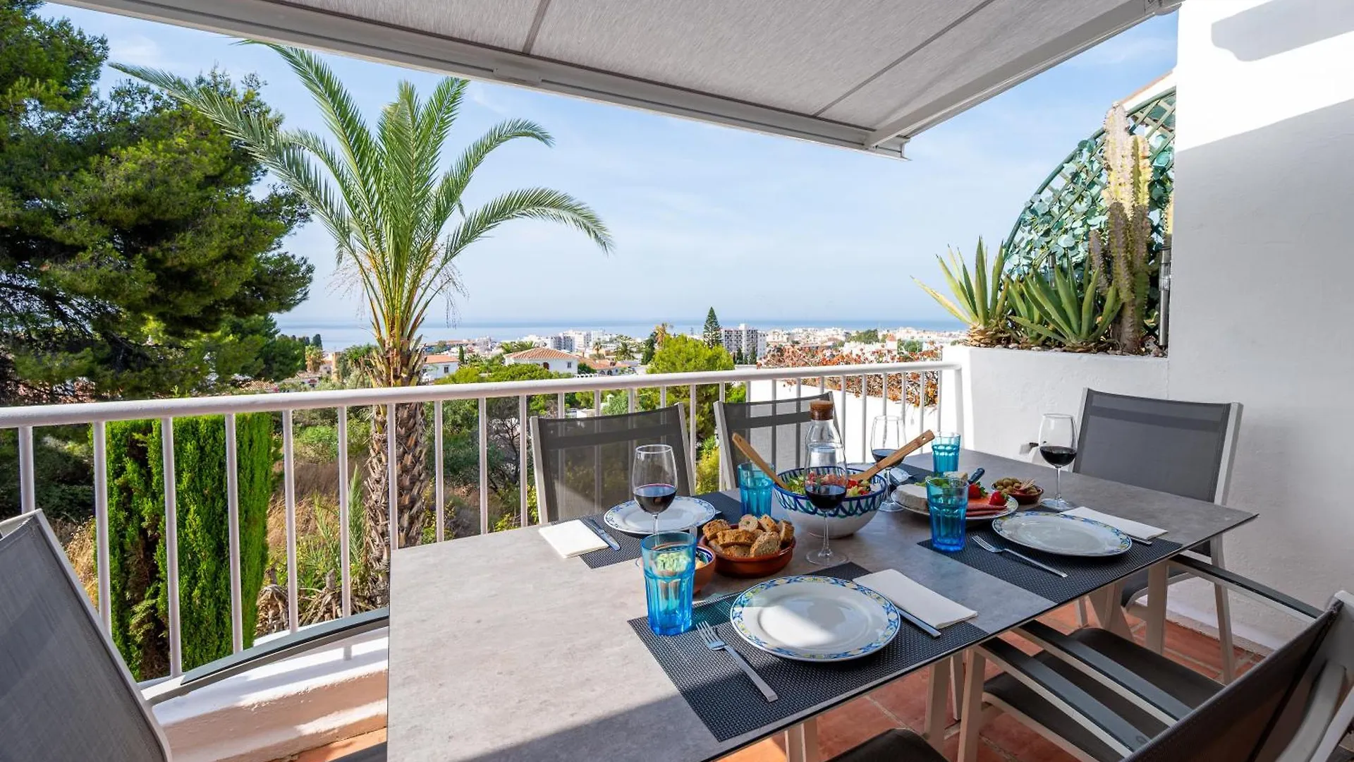 Villa Paraiso Blanco By Maison Jaken Nerja 0*,